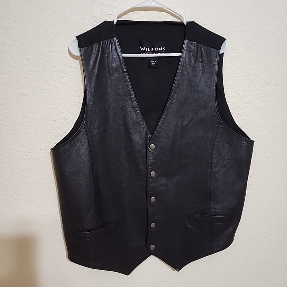 Wilsons Men XL The Leather Experts Black Leather Vest